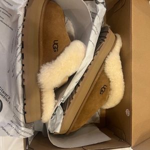 UGG Disquette slipper